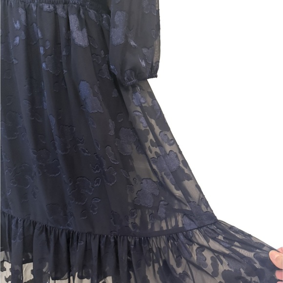 Soshanna Midnight Blue Floral Lace Dress - Picture 2 of 10